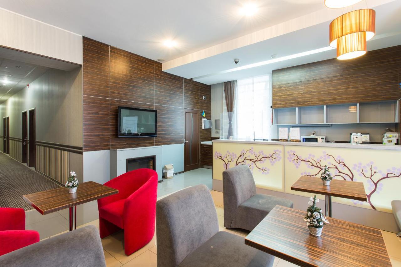 Hotel Voyage Charków Zewnętrze zdjęcie