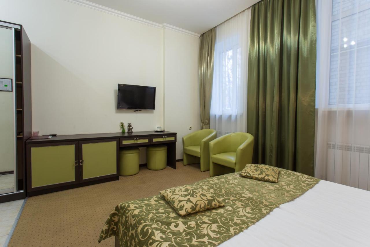 Hotel Voyage Charków Zewnętrze zdjęcie